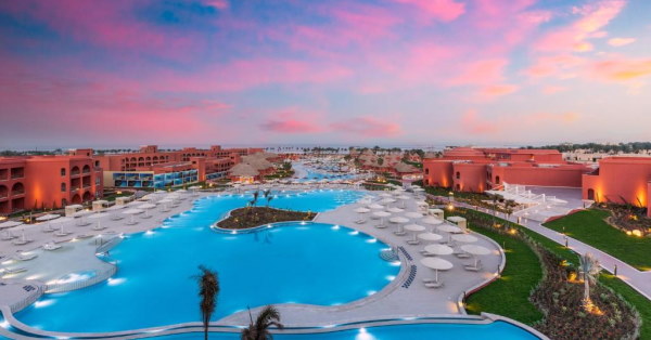 Albatros Laguna Vista Resort swimming pool