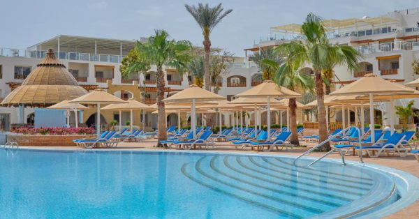 Albatros Royal Grand Sharm pool