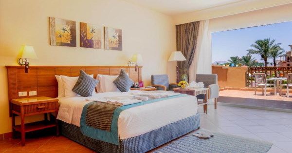 Charmillion Club Aquapark room