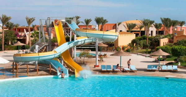 Amwaj Oyoun Resort _ Casino swimming pool