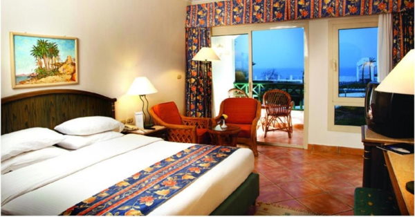 Coral Beach Resort Montazah חדרים