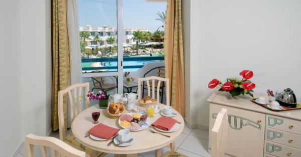 Dreams Vacation Resort - breakfast