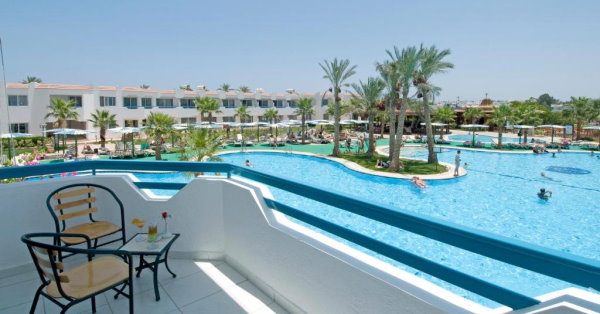 Dreams Vacation Resort - pool