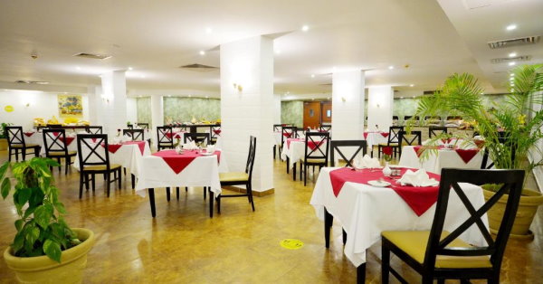Falcon Naama Star Hotel - dining room