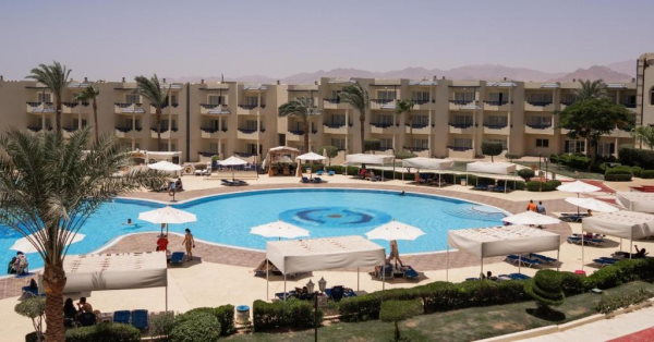 Grand Oasis Resort בריכה