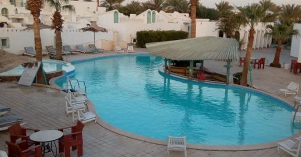 Kabanesh Village- swimming pool