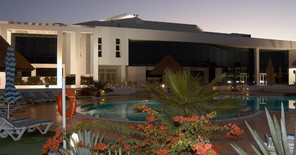 Maritim Jolie Ville Resort _ Casino בריכה