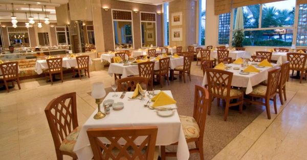 Maritim Jolie Ville Resort _ Casino מסעדה