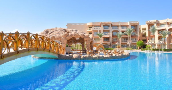 Parrotel Lagoon Resort בריכה