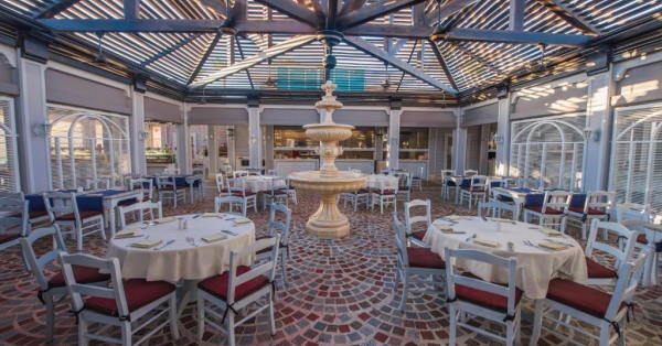 Reef Oasis Beach Resort restaurant