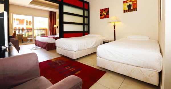 Rehana Royal Beach Resort family room